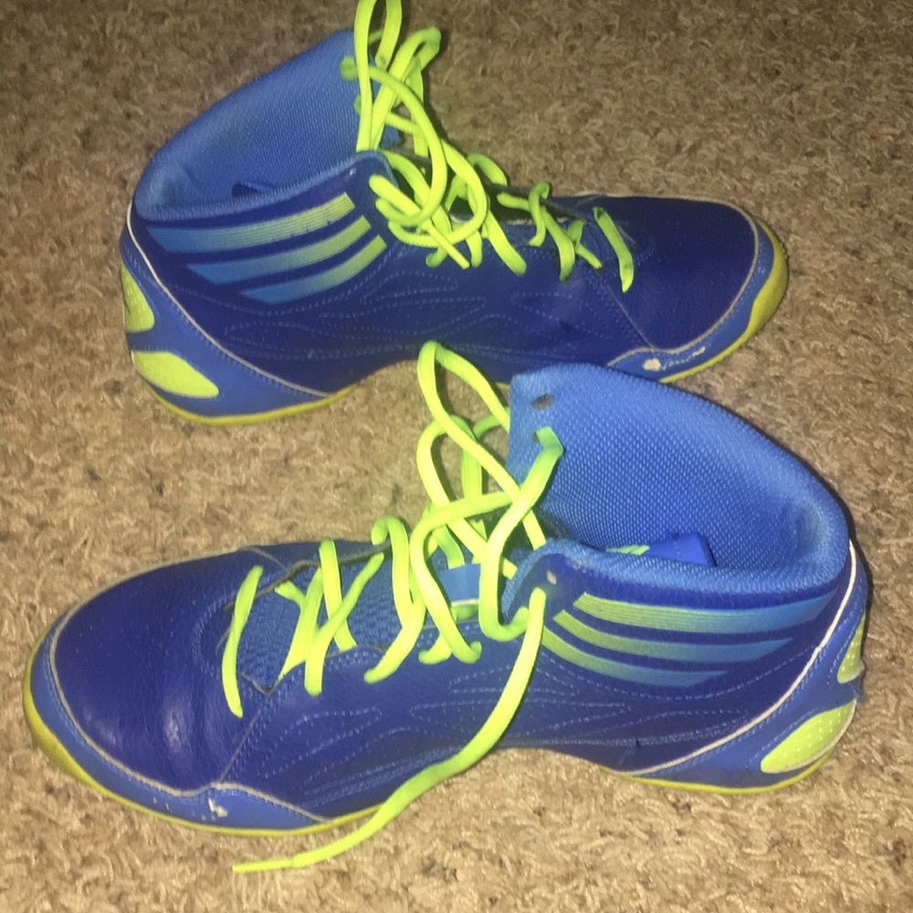 basketball shoes